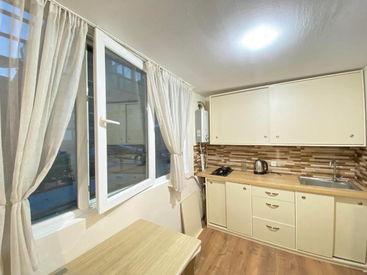Freedom Square Apartment ティビリシ エクステリア 写真