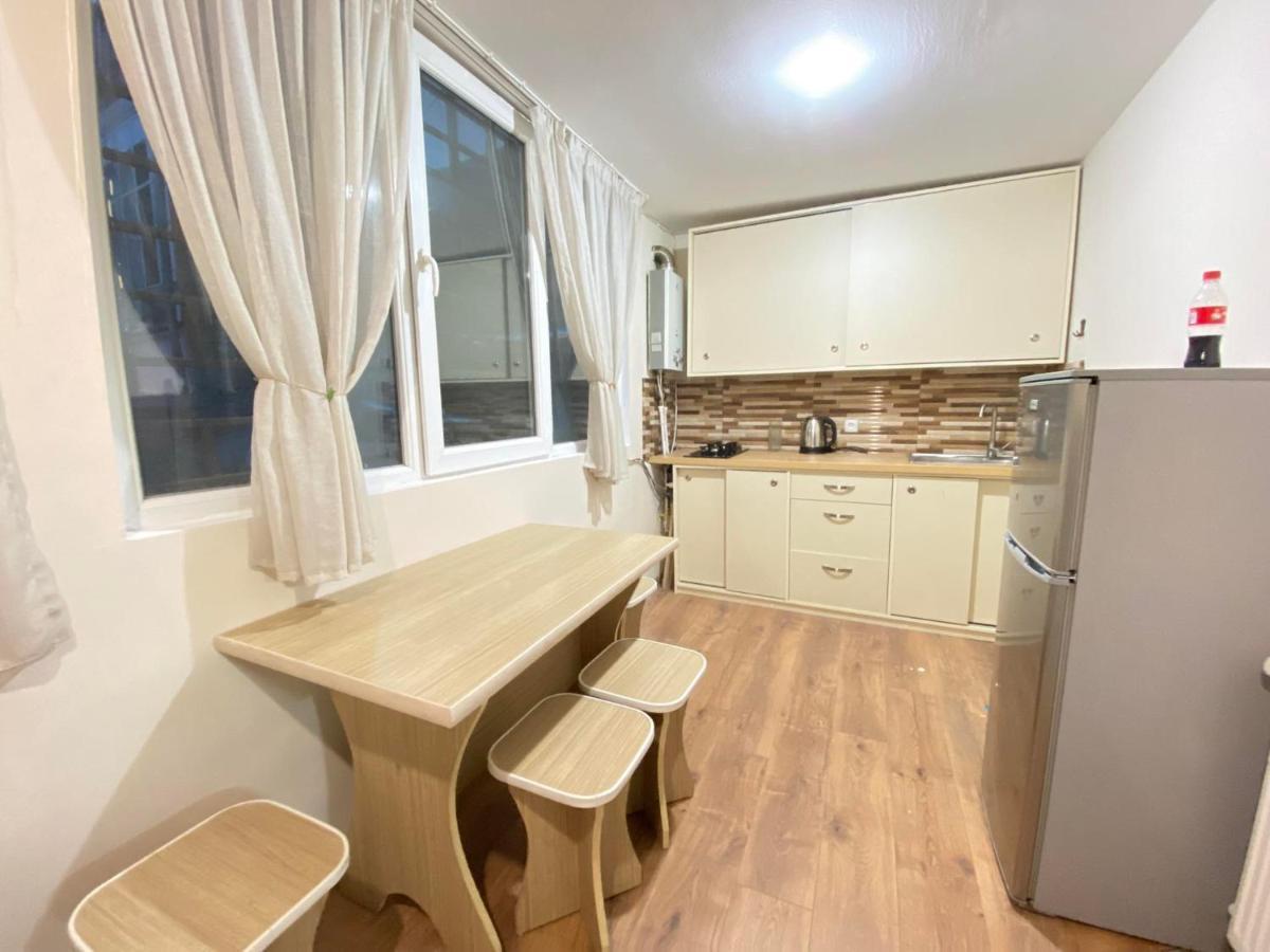 Freedom Square Apartment ティビリシ エクステリア 写真